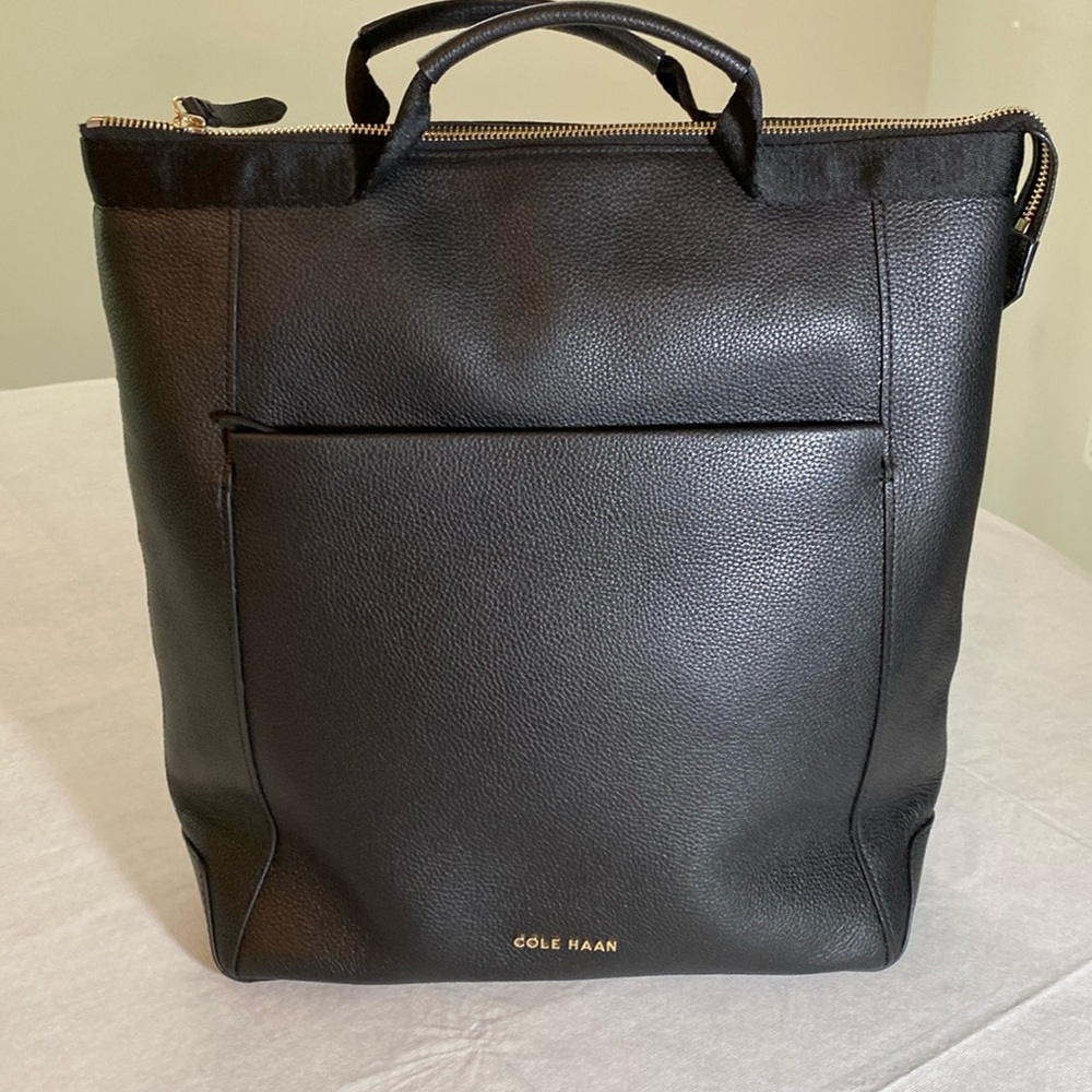Cole Haan Grand Ambition Leather Convertible Backpack/ Bag U04933 with dust bag